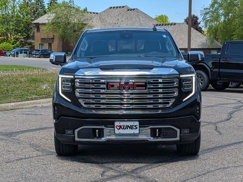 New 2026 GMC Sierra 1500 Denali w/ Denali Reserve Package AWD/4WD image 2