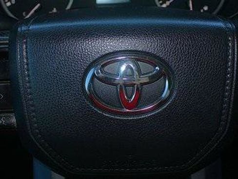 Used 2024 Toyota Tundra SR image 13
