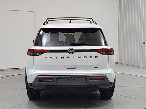 New 2026 Nissan Pathfinder SL FWD image 6