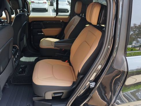 New 2026 Land Rover Defender 130 X AWD/4WD image 33