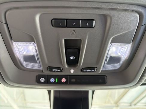 Used 2019 Chevrolet Silverado 1500 LTZ w/ LTZ Plus Package AWD/4WD image 30