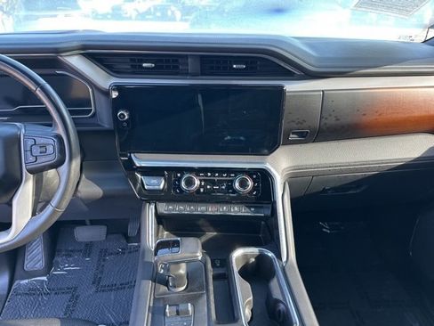 Used 2022 GMC Sierra 1500 Denali image 3