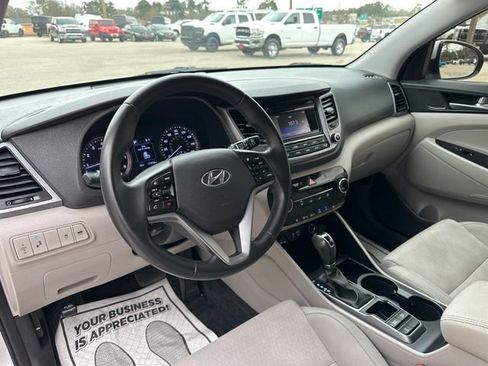 Used 2017 Hyundai Tucson Sport w/ Cargo Package image 12