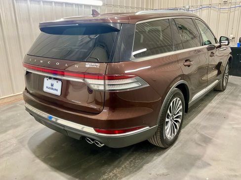 Used 2020 Lincoln Aviator Reserve w/ Equipment Group 201A RWD image 26
