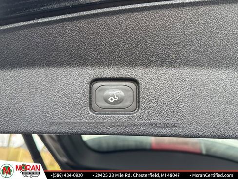 Used 2016 Ford Explorer XLT w/ Equipment Group 202A image 28