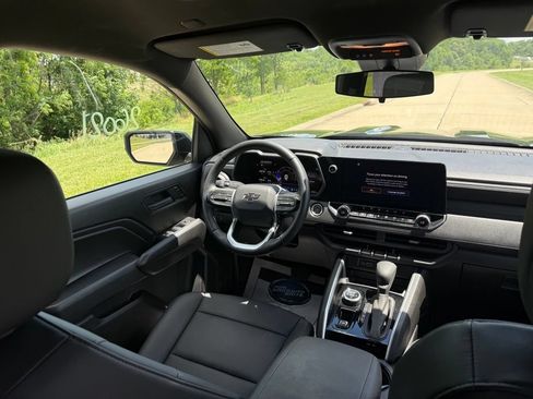 Used 2026 Chevrolet Colorado Trail Boss AWD/4WD image 17