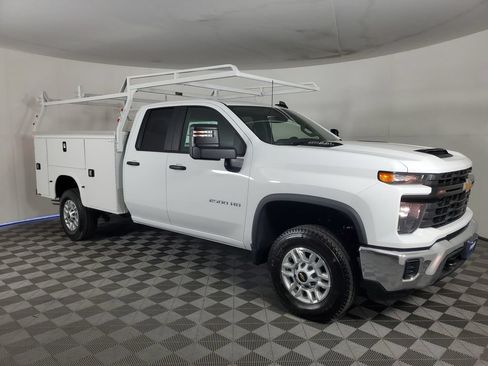 New 2026 Chevrolet Silverado 2500 W/T w/ WT Convenience Package RWD image 3