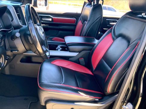 Used 2019 RAM 1500 Big Horn image 8