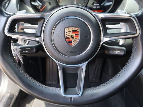 Used 2019 Porsche 718 Cayman RWD image 9