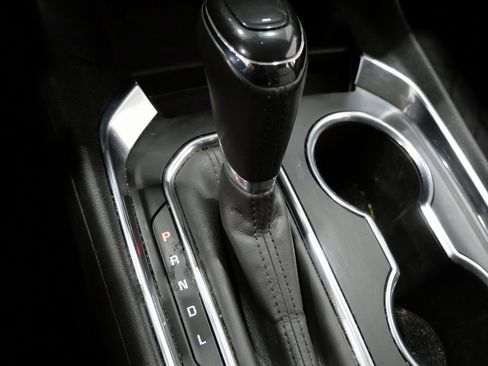 Used 2018 Chevrolet Traverse LT image 22