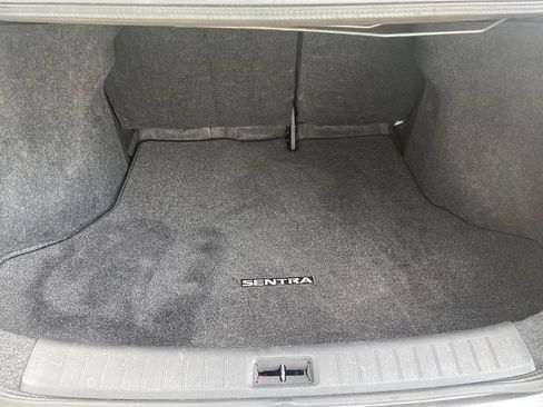 Used 2015 Nissan Sentra S image 25