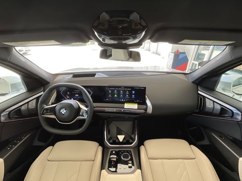 New 2025 BMW X3 xDrive30i w/ Premium Package image 12