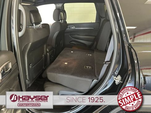 Used 2021 Jeep Grand Cherokee Freedom Edition AWD/4WD image 37
