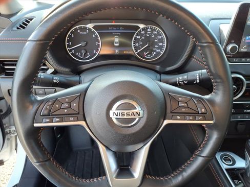 Used 2022 Nissan Sentra SR w/ Trunk Package image 29