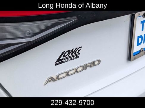 Used 2023 Honda Accord Touring image 10