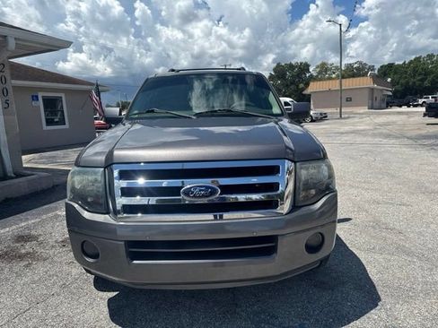 Used 2014 Ford Expedition Limited w/ Equipment Group 301A RWD image 8