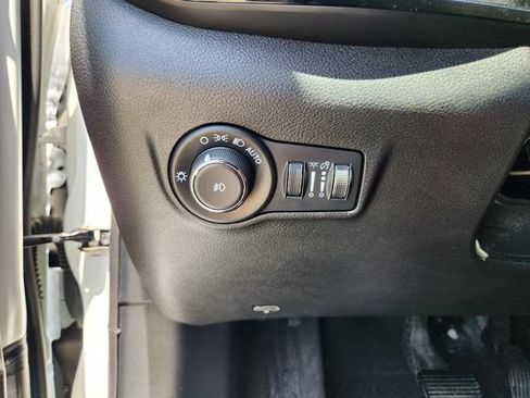 Used 2024 Jeep Compass Trailhawk AWD/4WD image 21