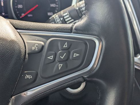 Used 2021 Chevrolet Equinox LT AWD/4WD image 20