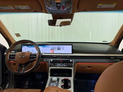 Used 2025 Genesis GV80 3.5T Prestige image 27