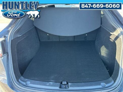 Used 2022 Tesla Model Y Long Range image 12