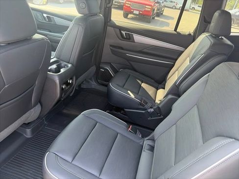 New 2026 Buick Enclave Sport Touring w/ Power Package AWD/4WD image 11