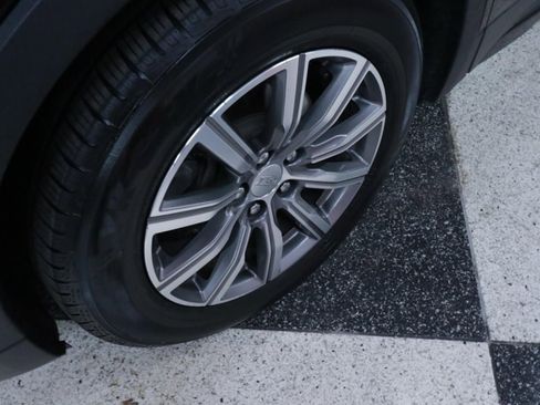 Used 2019 Cadillac XT4 Sport image 37