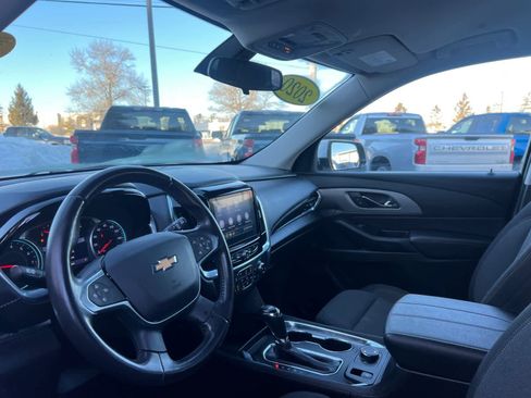 Certified 2020 Chevrolet Traverse LT image 14