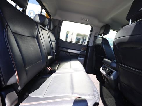 Certified 2024 Ford F250 Lariat w/ Black Appearance Package image 22