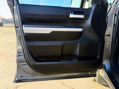 Used 2020 Toyota Tundra SR5 image 11