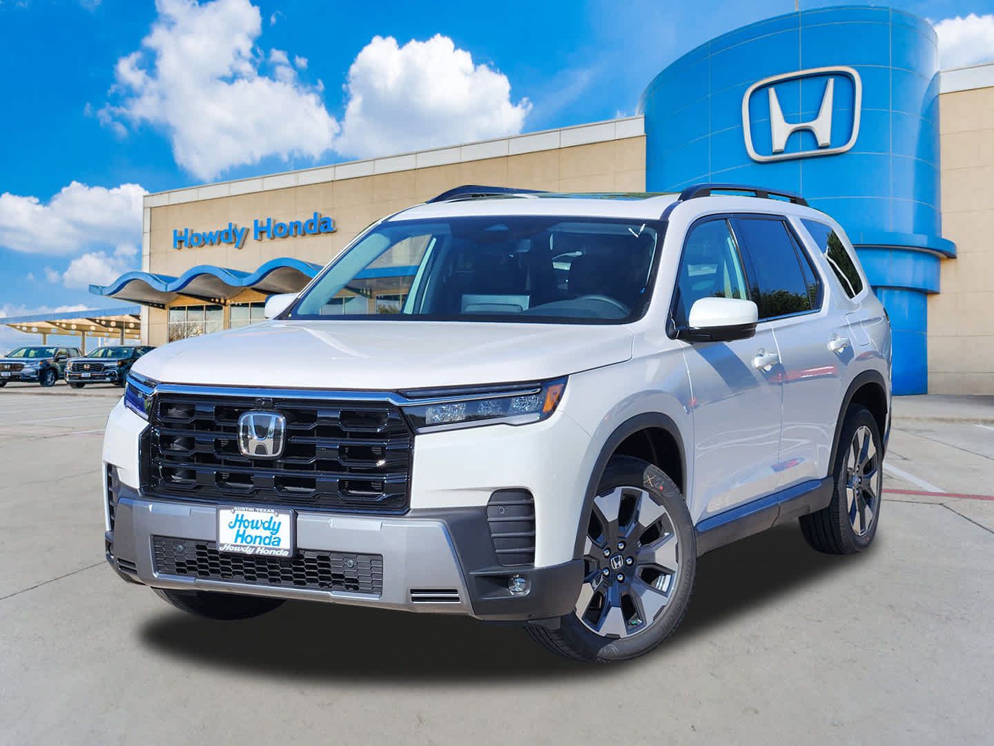 New 2026 Honda Pilot Touring image 1