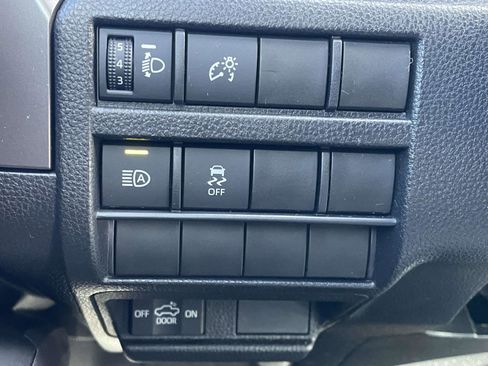 Used 2024 Toyota Tacoma SR5 image 10