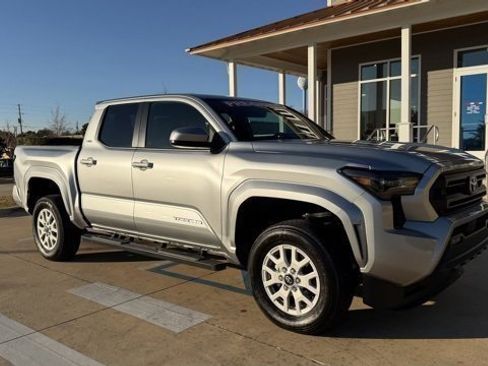 Used 2024 Toyota Tacoma SR5 image 6