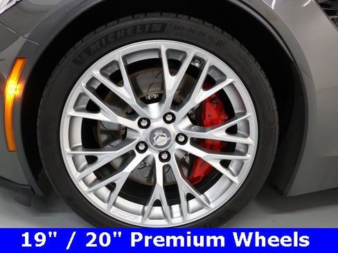 Used 2016 Chevrolet Corvette Z06 w/ 3LZ Preferred Equipment Group image 39