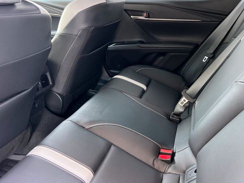 New 2026 Toyota Camry SE FWD image 9