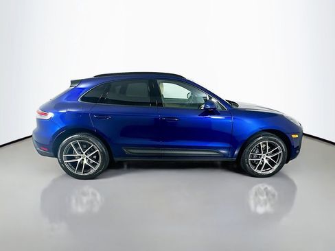 Certified 2023 Porsche Macan image 8