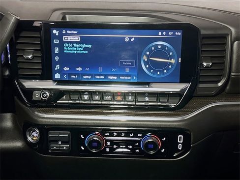 Used 2024 Chevrolet Silverado 2500 LT image 11