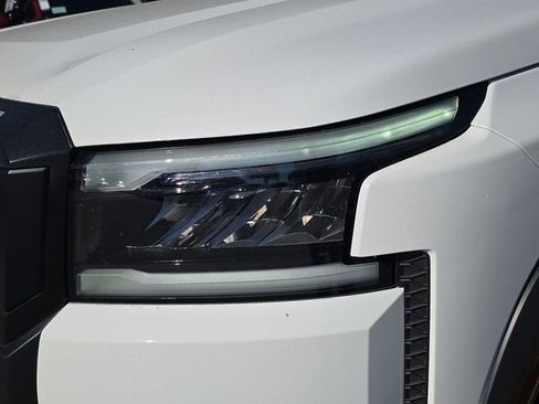 New 2026 Nissan Frontier Pro-X w/ Tow Package image 10