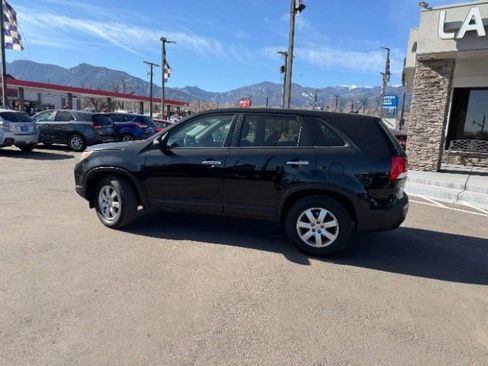 Used 2012 Kia Sorento FWD image 9