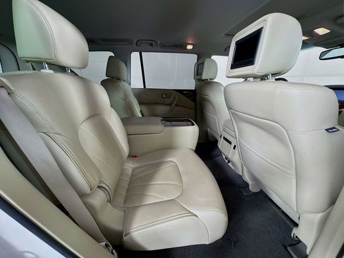 Used 2017 INFINITI QX80 2WD w/ Deluxe Technology Package image 38