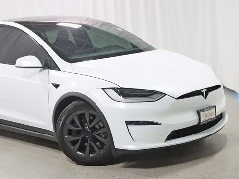 Used 2023 Tesla Model X AWD/4WD image 2