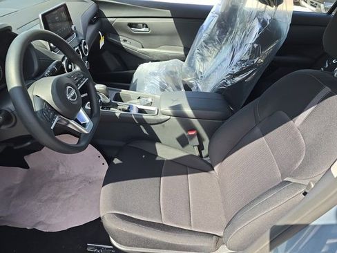New 2025 Nissan Sentra SV image 10