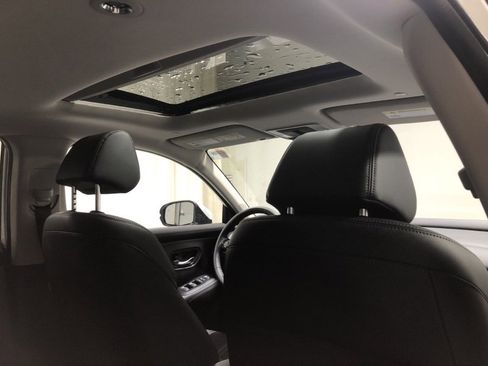 New 2026 Honda HR-V EX-L image 12