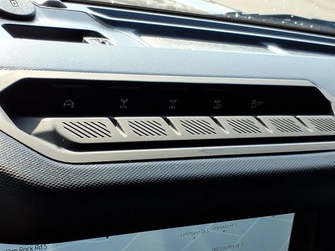 Certified 2025 Ford Bronco Badlands AWD/4WD image 19