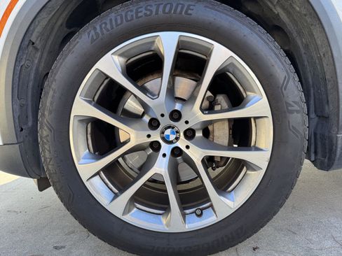 Used 2021 BMW X5 sDrive40i w/ Convenience Package image 4