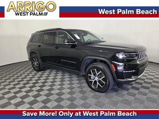 Used 2023 Jeep Grand Cherokee L Limited w/ Trailer Tow Group (B) AWD/4WD video 1