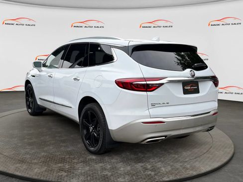 Used 2020 Buick Enclave Essence w/ Sound and Sites Package AWD/4WD image 8