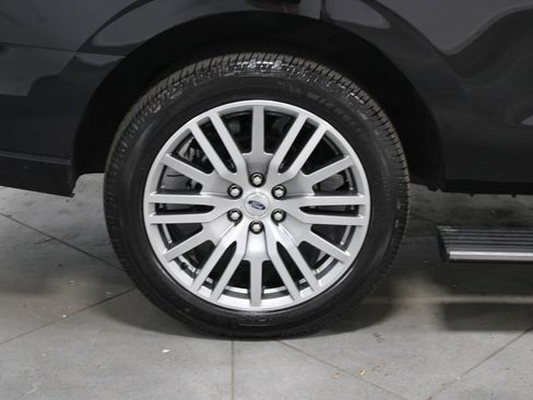 Used 2023 Ford Expedition Platinum AWD/4WD image 15
