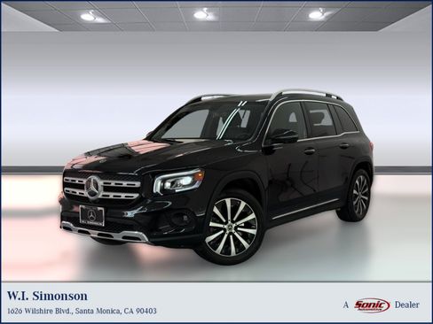 Certified 2023 Mercedes-Benz GLB 250 image 1