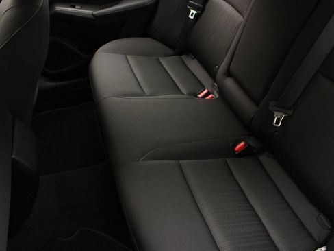 Used 2025 Nissan Altima 2.5 SV FWD image 19