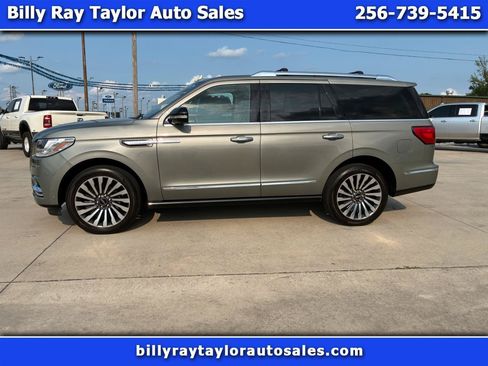 Used 2019 Lincoln Navigator Reserve w/ Cargo Package AWD/4WD image 1